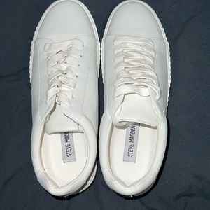 STEVE MADDEN HANLY PLATFORM SNEAKER